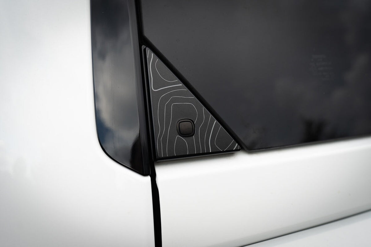 2024 Toyota Land Cruiser Topo Rear Glass Button Trim Overlay 2025